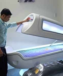 Sửa chữa phi thuyền tắm trắng